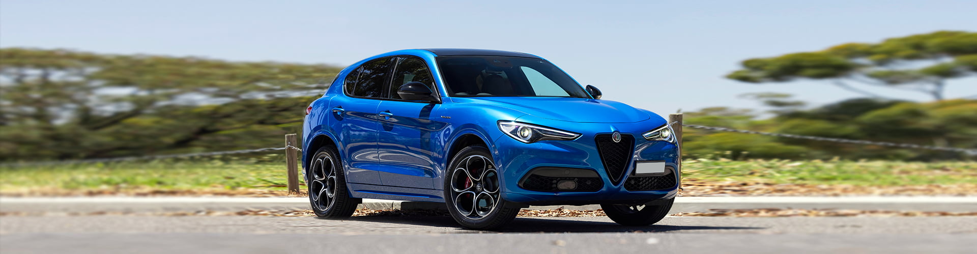 Alfa Romeo Stelvio Veloce 2022 side view