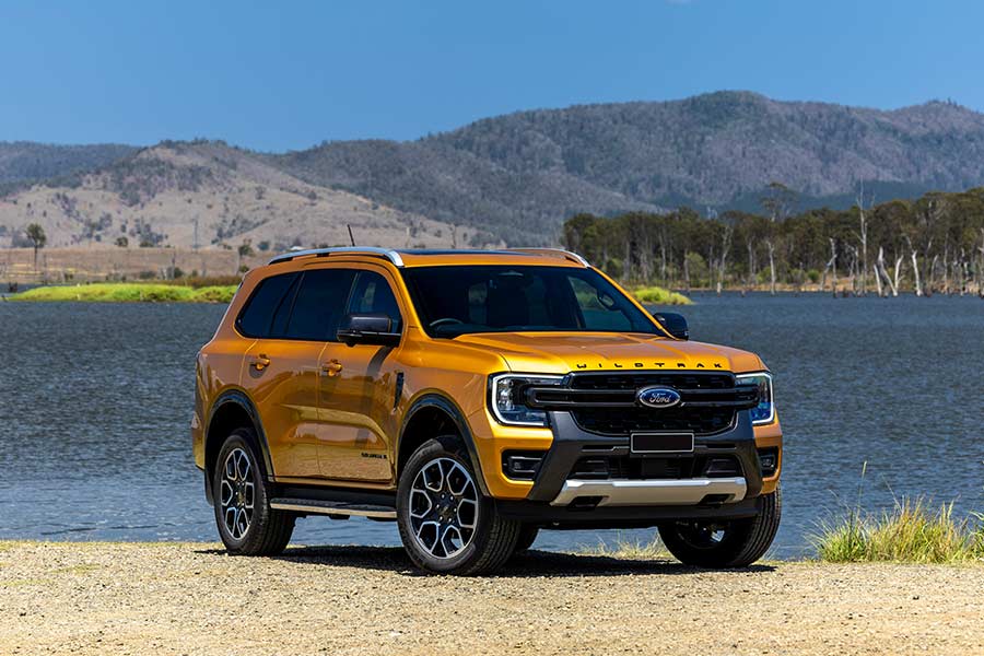 Ford Everest Wildtrak 2024 parked near water