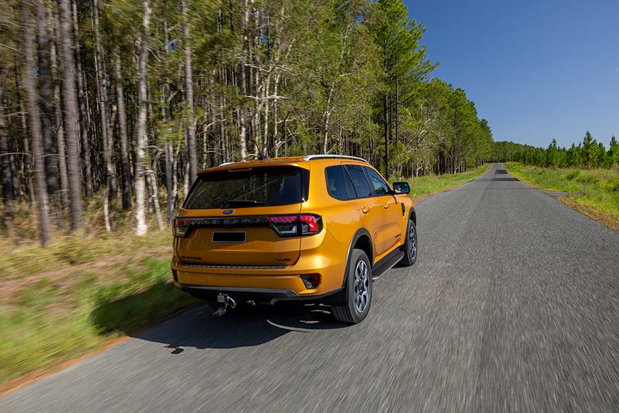 Ford Everest Wildtrak 2024 on road