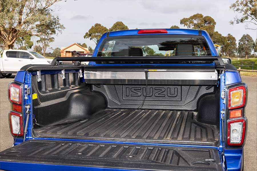 Isuzu D-MAX LS-U+ tray